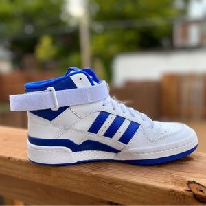 Adidas Forum Mid lowtop sneakers, great condition, 8 men’s